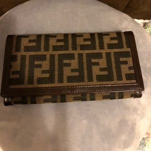 Authentic fendi wallet